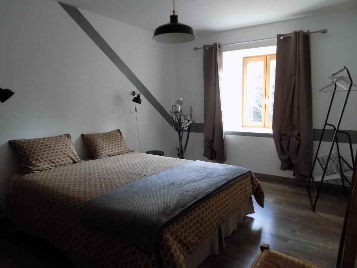 Au Vieux Four Bed & Breakfast Амбер Екстериор снимка